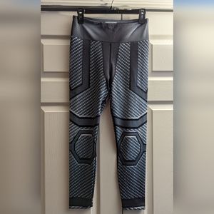 GRRRL Clothing Carbon Graphite Weave Leggings